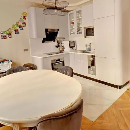 Apartamento Paris Near Eiffel Tower Great 73 Sqm Apartment
